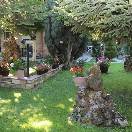 Germanos Studios Loutraki  Exterior photo