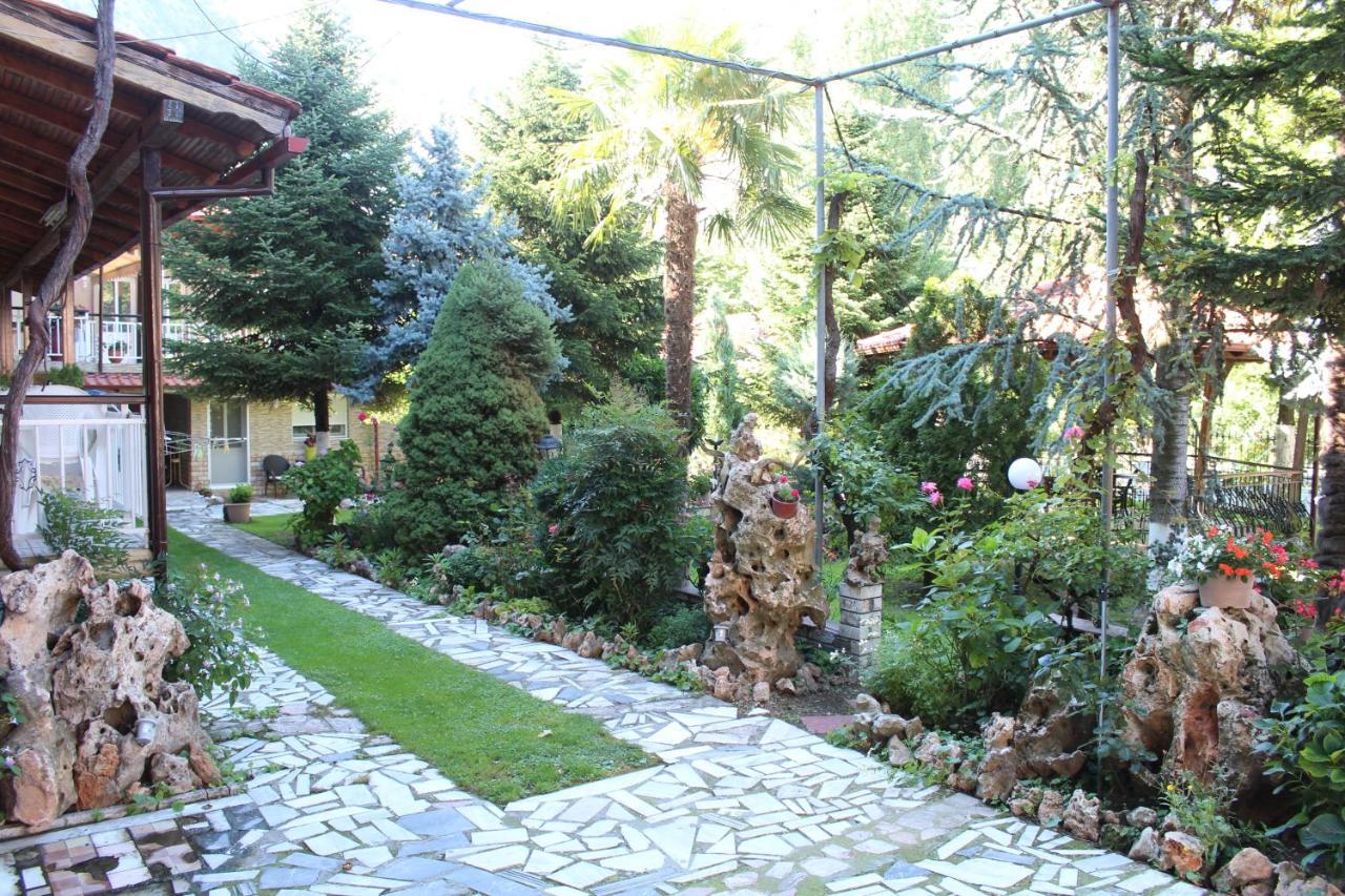 Germanos Studios Loutraki  Exterior photo
